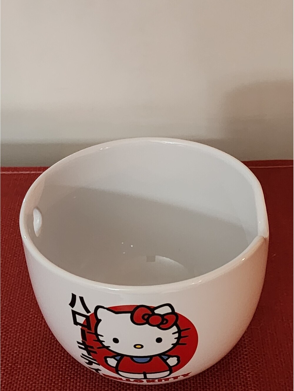 Hello Kitty Nissin Cup Noodles 20 oz Ramen Bowl Chopstick Holder Ceramic 5"×4"
